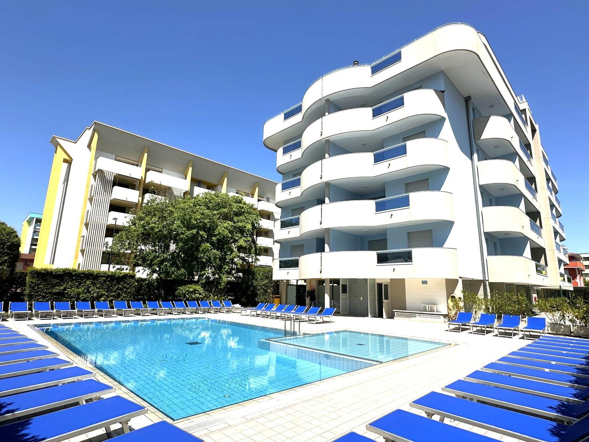 ביביונה Residence Eurostar מראה חיצוני תמונה